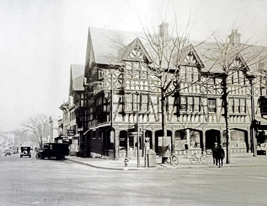 Heating Oil Delivery Princeton | Same Day Oil Delivery at Palmer Square Heating oil delivery Princeton near Palmer Square at Nassau & Witherspoon