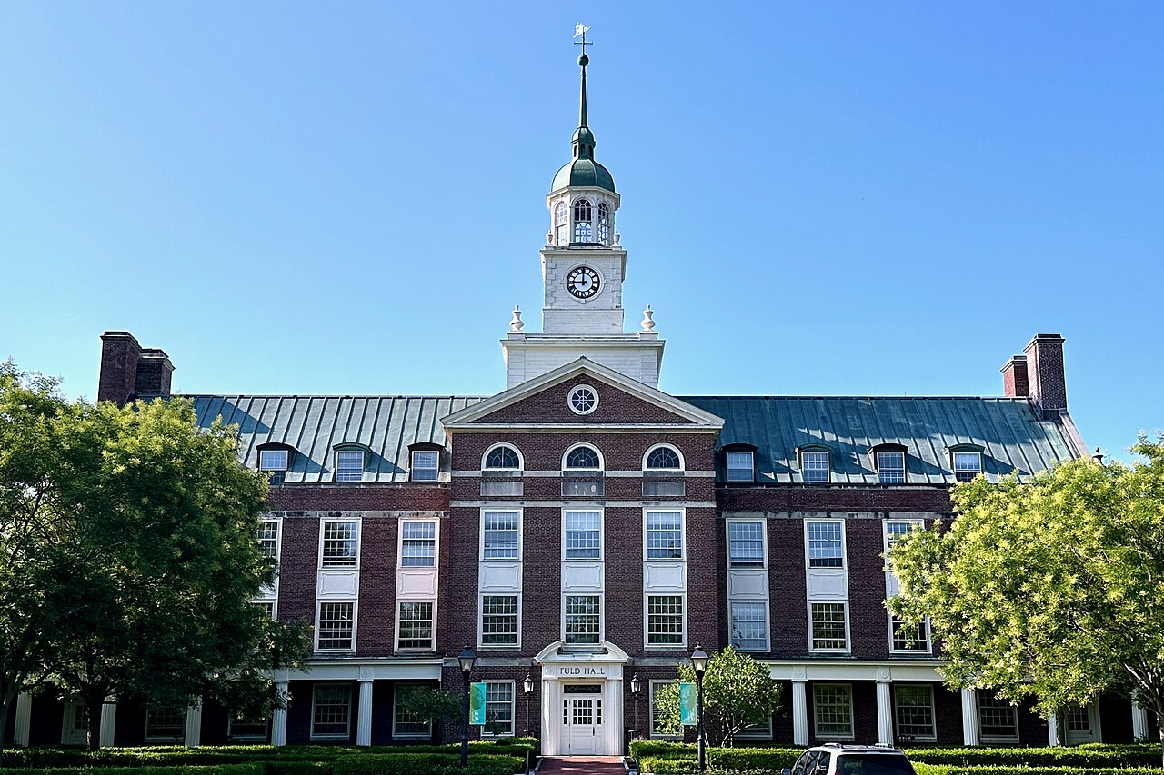 Heating oil delivery Princeton South near Fuld Hall at the Institute for Advanced Study