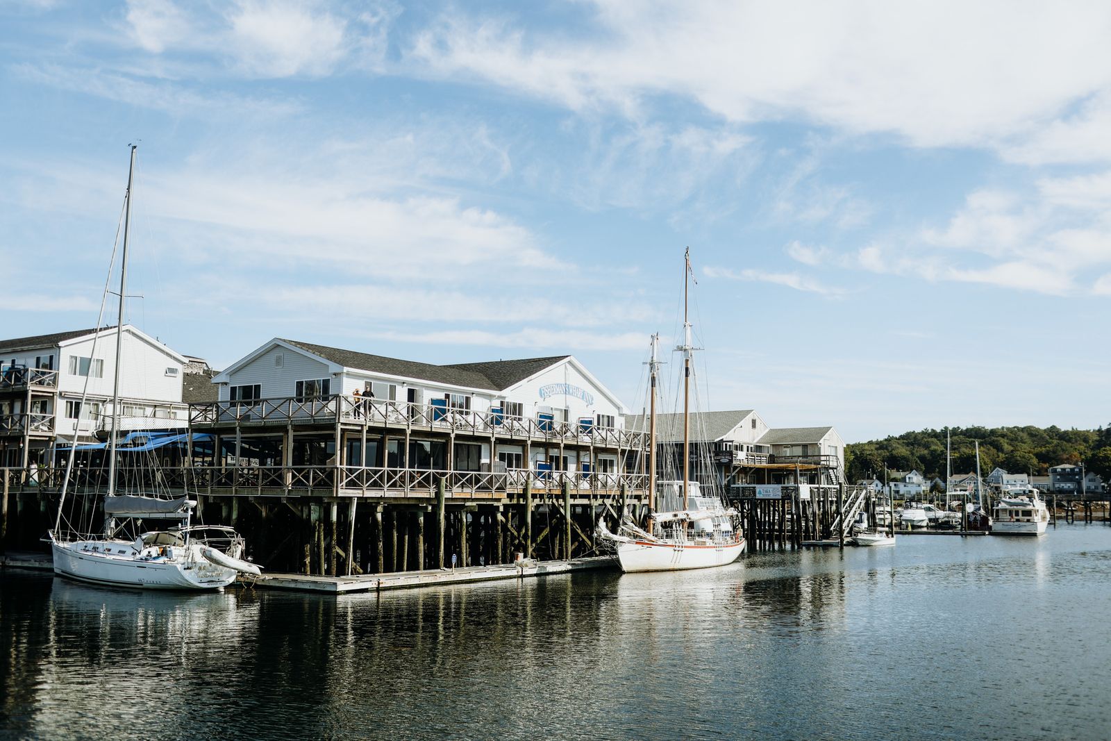 Marine diesel fuel delivery to boats along the New Jersey shore